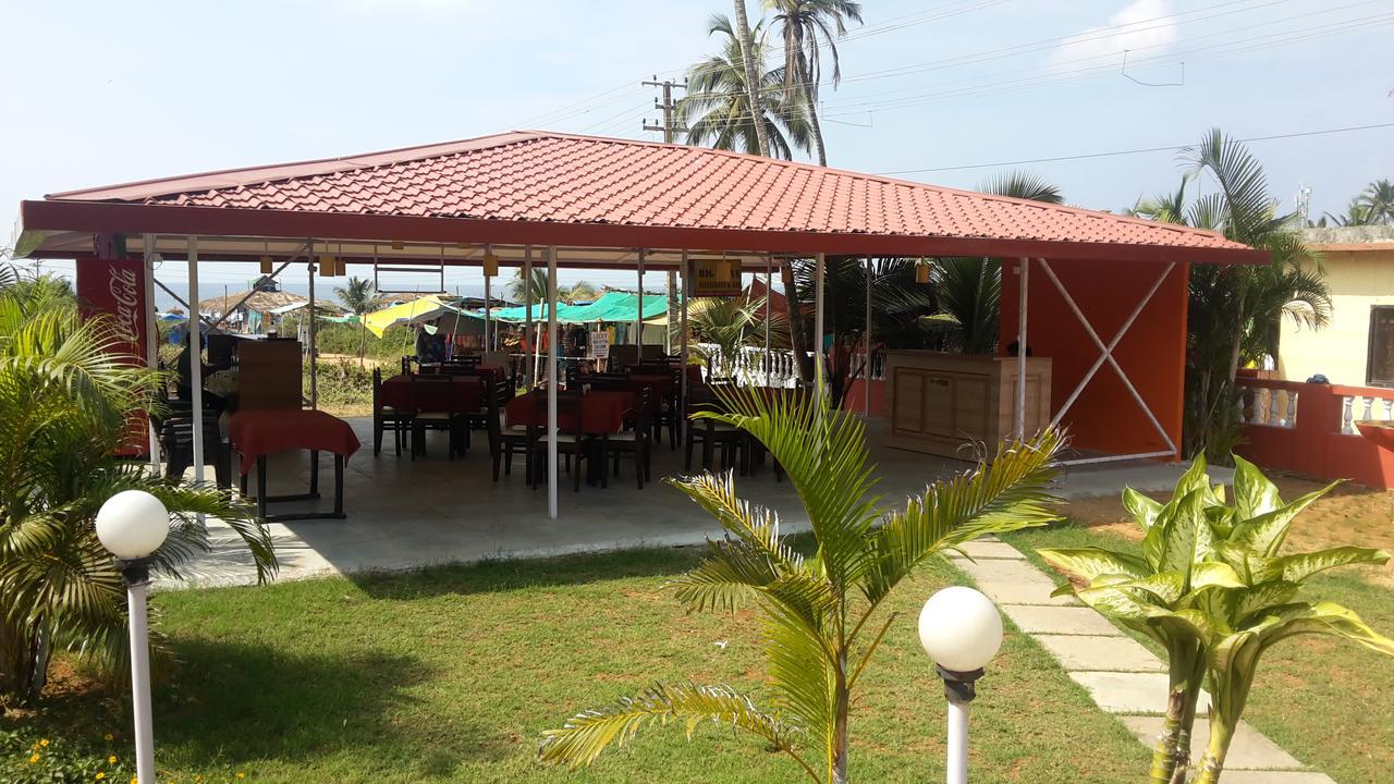 Oceans 7 Inn Calangute Exterior foto